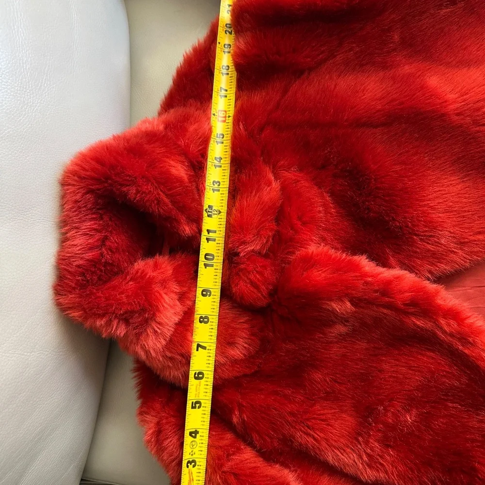 H&M RED FUR FAUX FUR COAT WINTER COAT - Picture 6 of 7
